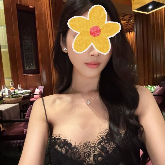 Hồng Đào - Gái gú Phúc Lợi lồn hồng khít rên, đĩ thõa mãn bắn tinh tung tóe