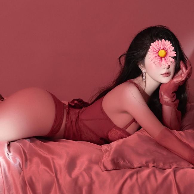 Phương Thảo - Phò Nghĩa Độ Body nóng bỏng địt sập giường đêm nay