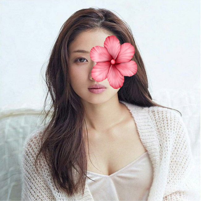 Ngọc Linh - Mỹ nữ Sóc Sơn mông tròn căng mẩy